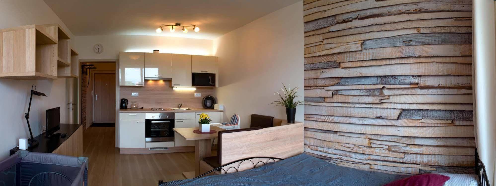 Rs Apartments 奥洛穆茨 外观 照片