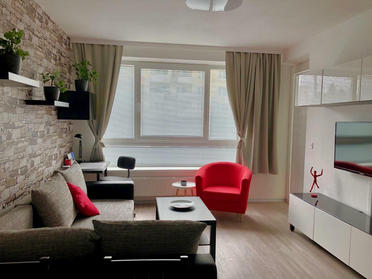 Rs Apartments 奥洛穆茨 外观 照片