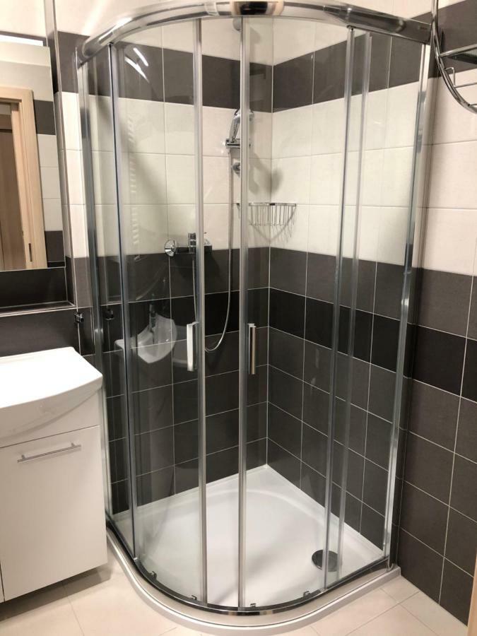 Rs Apartments 奥洛穆茨 外观 照片