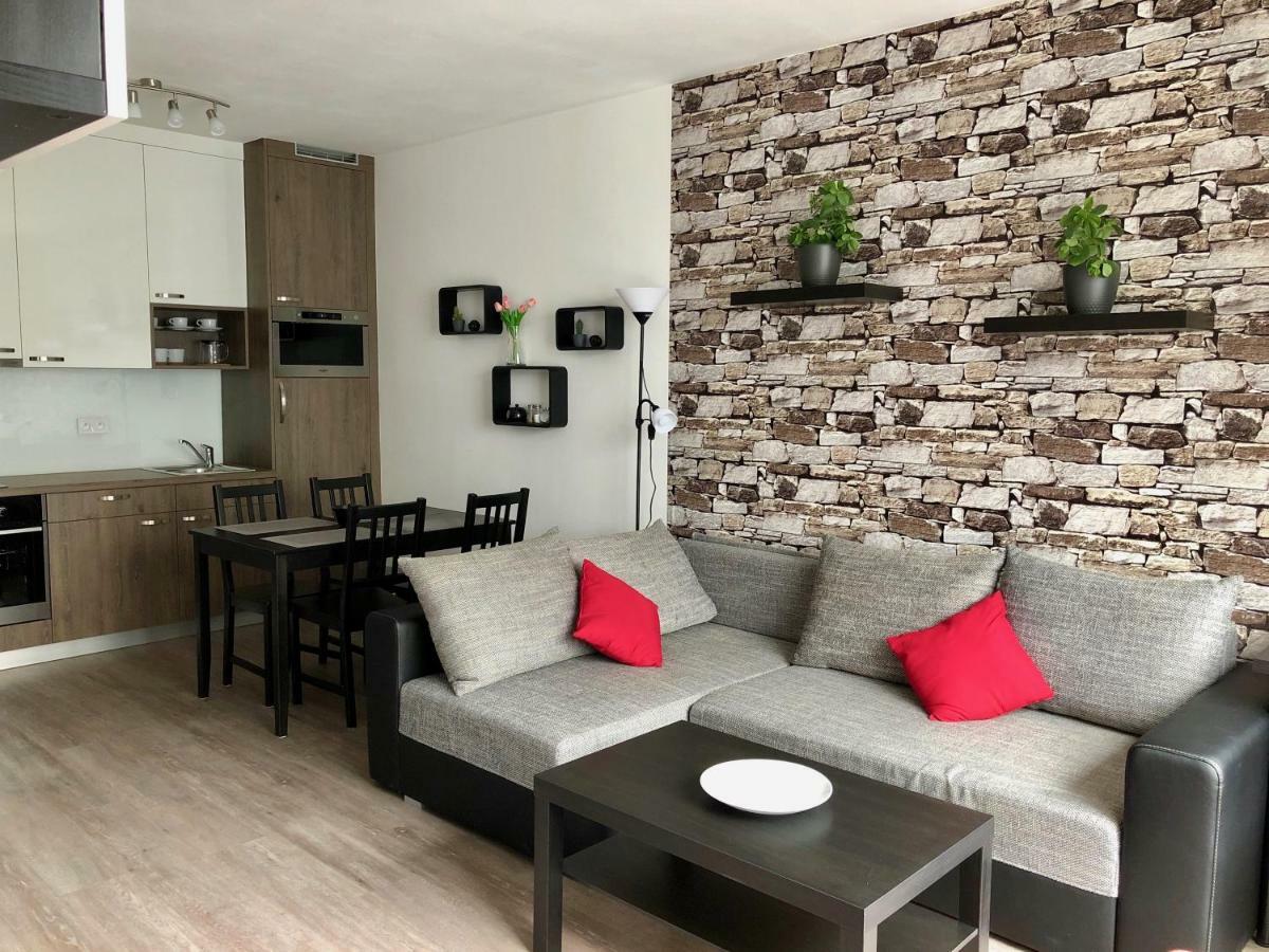 Rs Apartments 奥洛穆茨 外观 照片