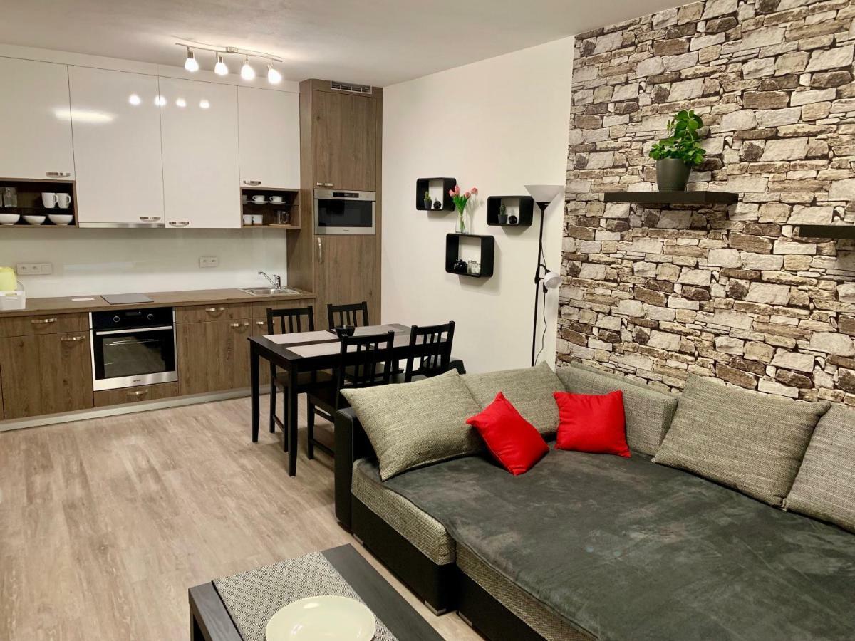 Rs Apartments 奥洛穆茨 外观 照片